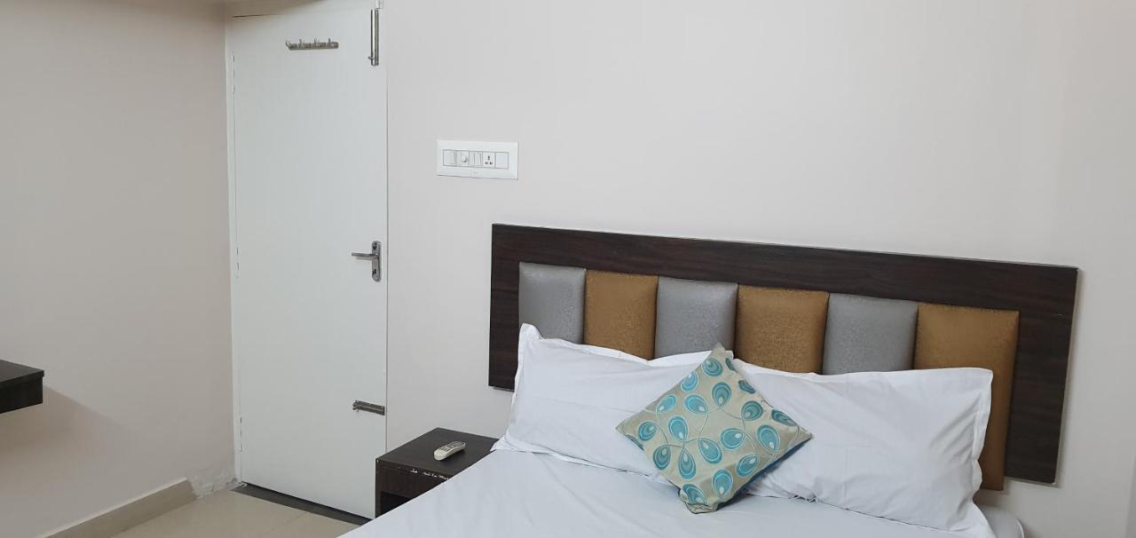 Modern Villa Chennai Zewnętrze zdjęcie